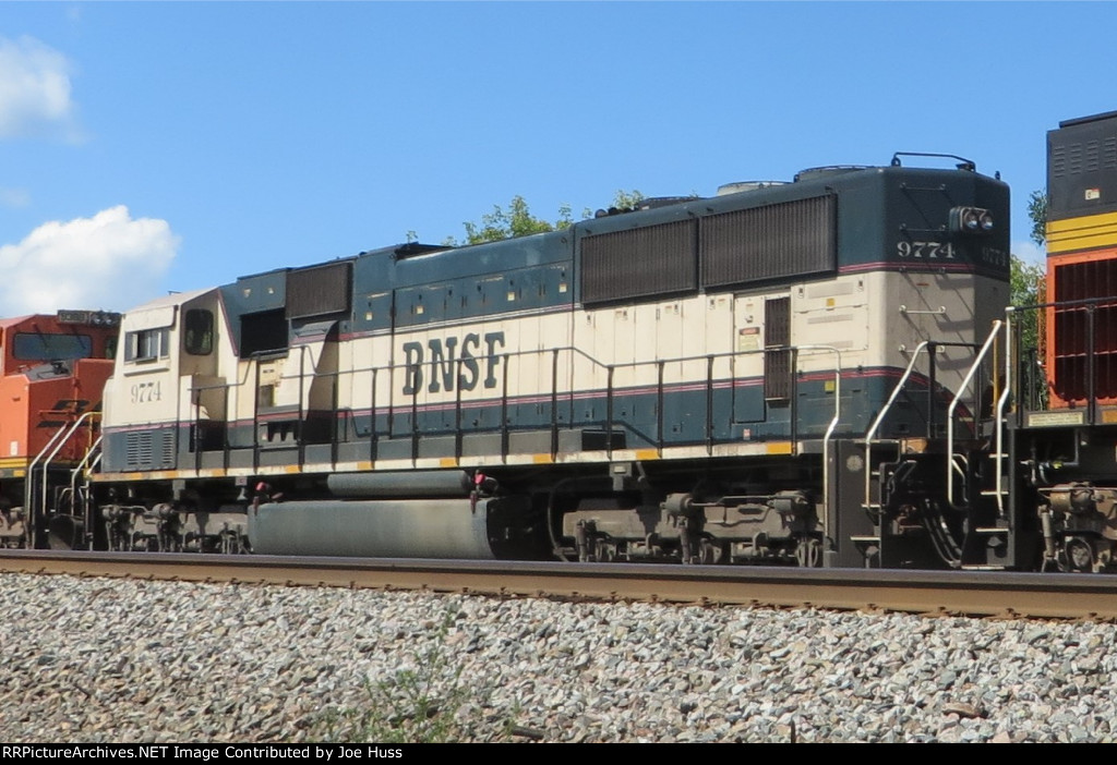 BNSF 9774